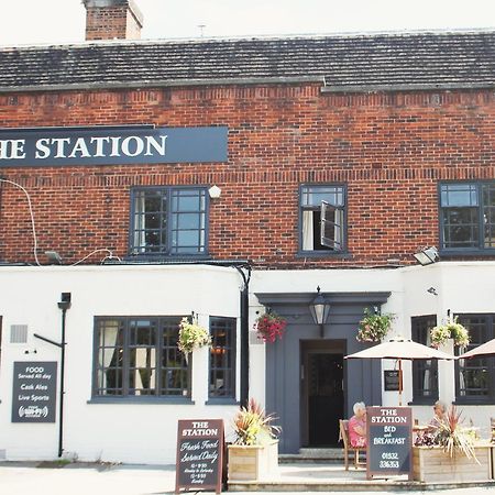 The Station Otel West Byfleet Dış mekan fotoğraf