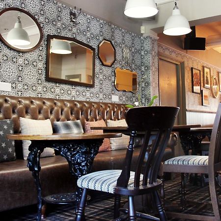 The Station Otel West Byfleet Dış mekan fotoğraf