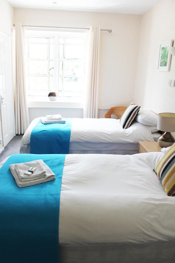 The Station Otel West Byfleet Dış mekan fotoğraf