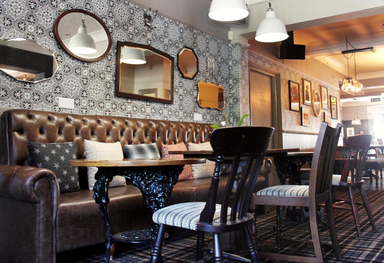 The Station Otel West Byfleet Dış mekan fotoğraf